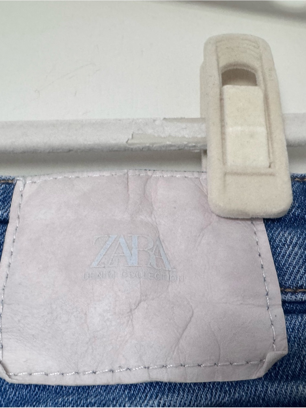 Zara High-Rise Blue Women’s Jeans - Picture 4 of 4